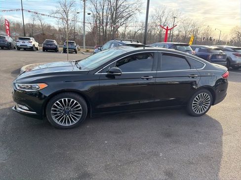 Used 2018 Ford Fusion Titanium image 4