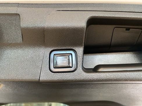 Used 2022 GMC Acadia Denali w/ Denali Technology Package image 10