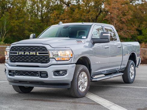 Used 2024 RAM 2500 Big Horn w/ Sport Appearance Package image 3