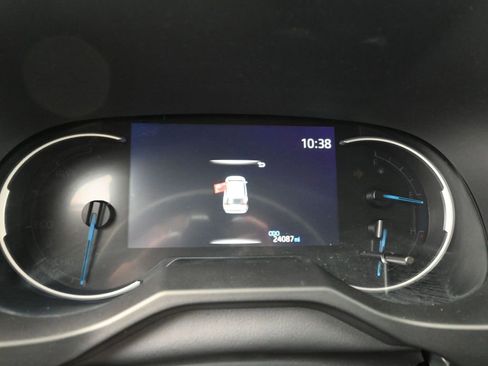 Used 2023 Toyota RAV4 Woodland Edition image 18