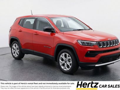 Used 2025 Jeep Compass Latitude