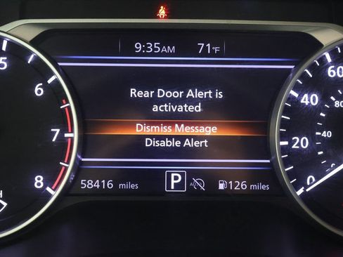 Used 2024 Nissan Sentra SV FWD image 17