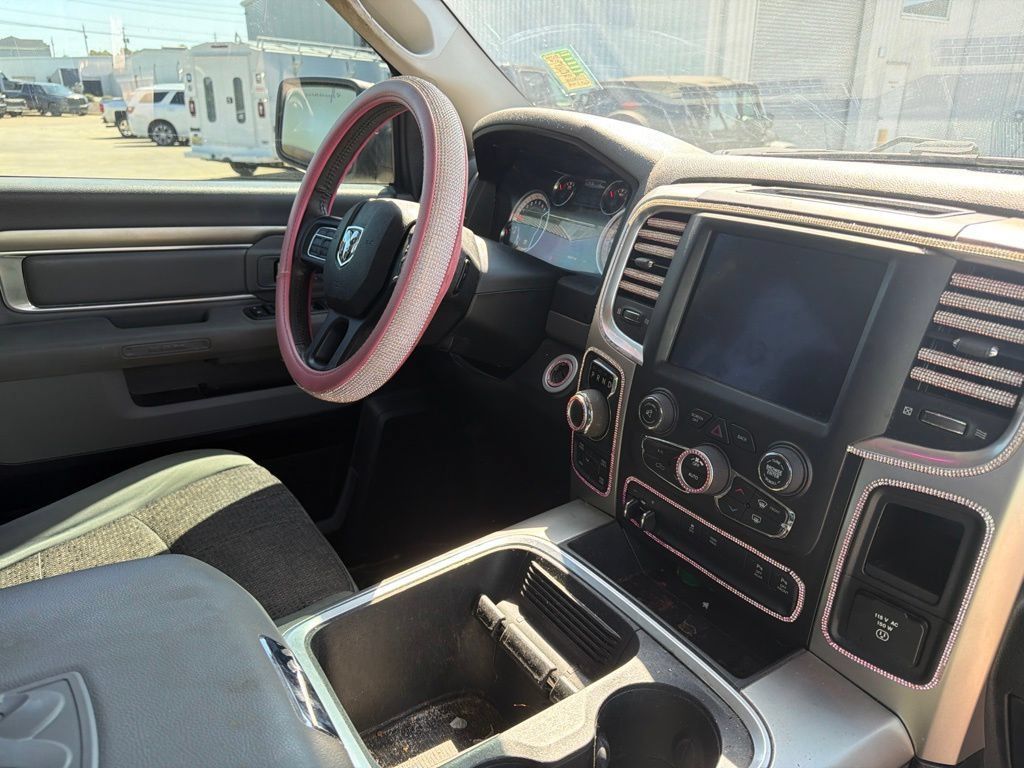 Used 2019 RAM 1500 Big Horn AWD/4WD image 25