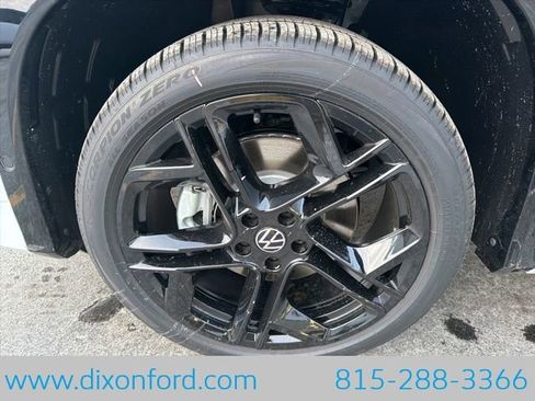 New 2026 Volkswagen Tiguan SE R-Line AWD/4WD image 29