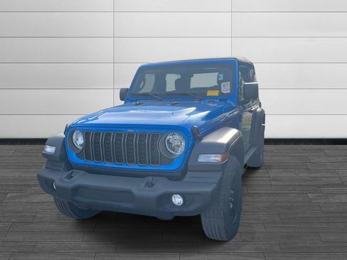 Used 2024 Jeep Wrangler Sport image 5