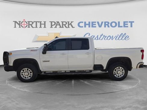 Used 2020 Chevrolet Silverado 2500 LT w/ Texas Edition AWD/4WD image 6
