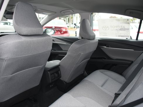 New 2026 Toyota Camry LE image 8