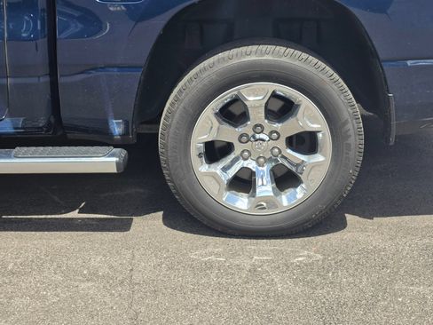 Used 2019 RAM 1500 Big Horn AWD/4WD image 5