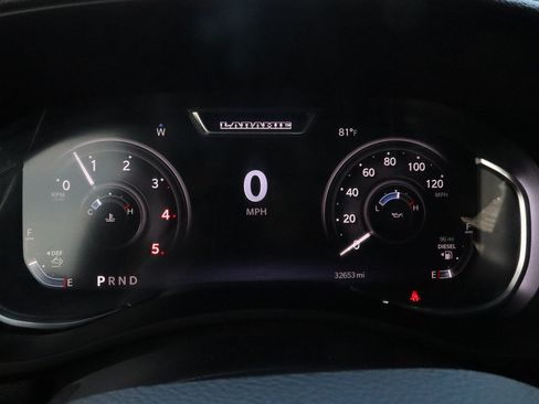 Used 2024 RAM 2500 Laramie AWD/4WD image 35