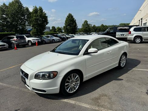 Used 2009 Volvo C70 T5 FWD image 19