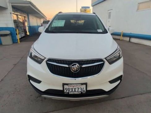 Certified 2022 Buick Encore Preferred image 3