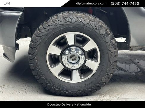 Used 2016 Ford F250 Lariat w/ Lariat Interior Package image 37