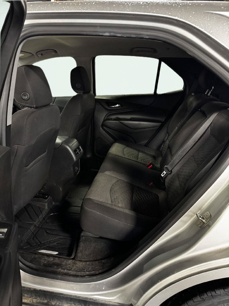 Used 2020 Chevrolet Equinox LT AWD/4WD image 17
