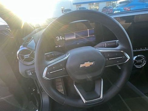 New 2025 Chevrolet Blazer EV LT AWD/4WD image 12