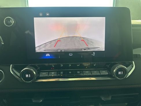 Used 2024 Chevrolet Colorado Z71 w/ Z71 Convenience Package 2 image 22