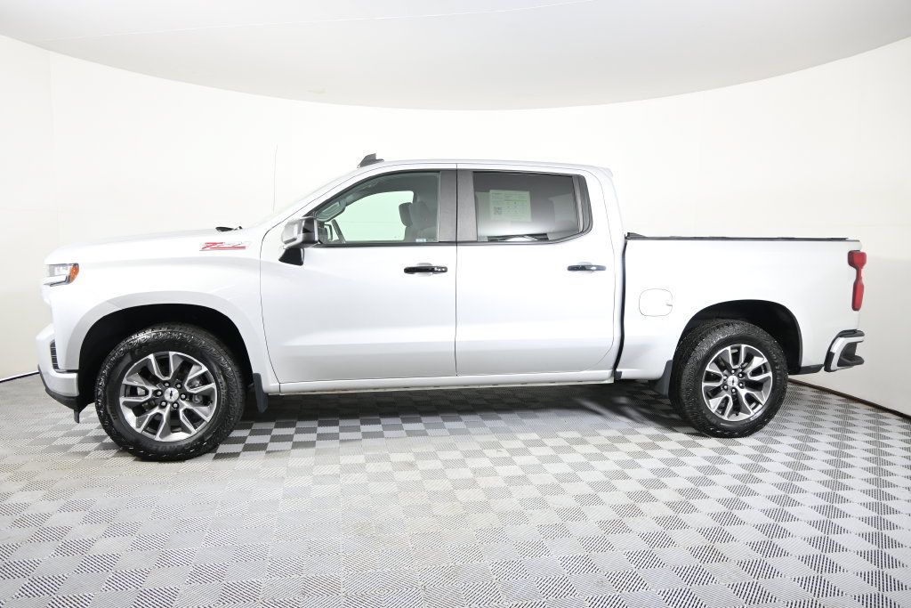 Used 2020 Chevrolet Silverado 1500 RST AWD/4WD image 2