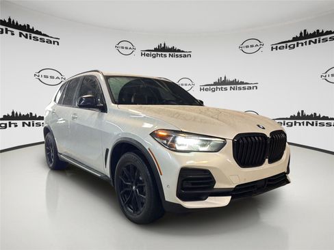 Used 2022 BMW X5 xDrive40i AWD/4WD image 5