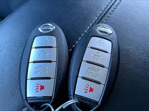 Used 2023 Nissan Sentra SV FWD image 14