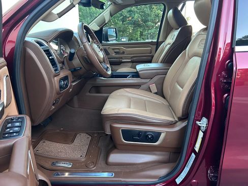 Used 2019 RAM 1500 Limited AWD/4WD image 38