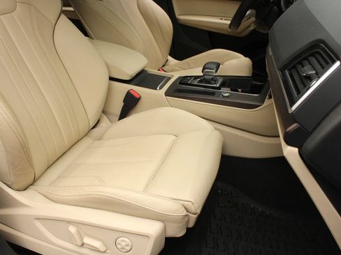Used 2021 Audi Q5 2.0T Premium Plus AWD/4WD image 30