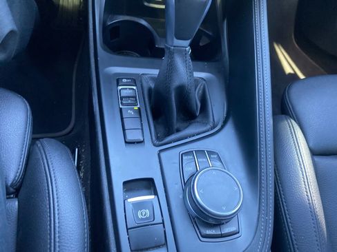 Used 2019 BMW X2 sDrive28i FWD image 16