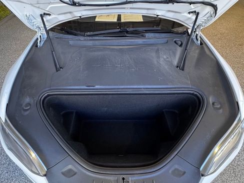 Used 2021 Tesla Model S Performance image 12