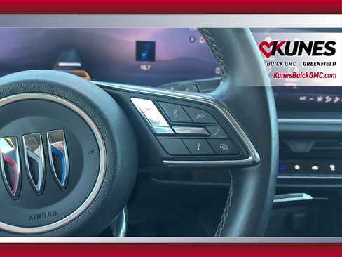 Used 2024 Buick Envision Preferred image 24