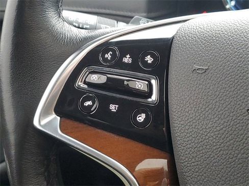 Used 2020 Cadillac Escalade Luxury image 11