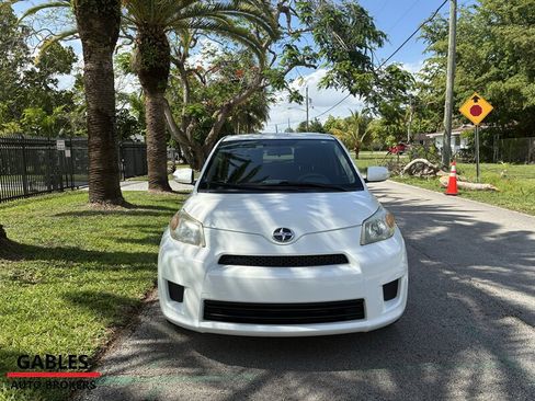 Used 2012 Scion xD FWD image 9