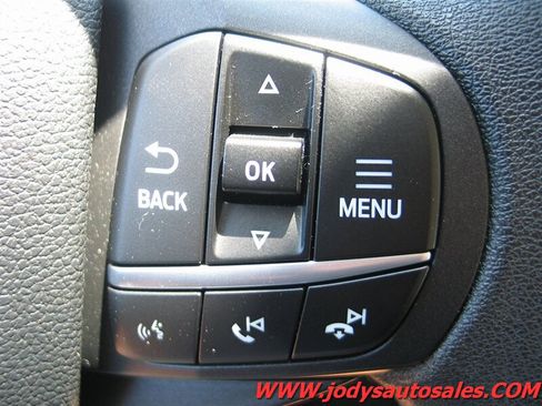 Used 2020 Ford Explorer 4WD w/ Class III Trailer Tow Package image 12