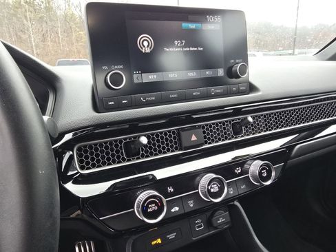 Used 2023 Honda Civic Sport image 25