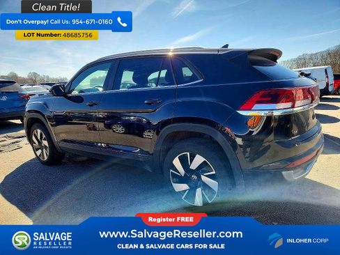 Used 2025 Volkswagen Atlas Cross Sport SE image 3