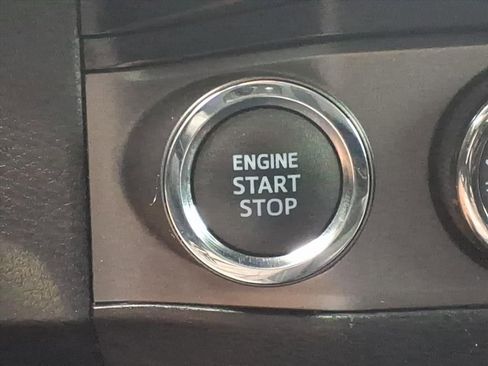 Used 2021 Toyota Tacoma TRD Off-Road image 27