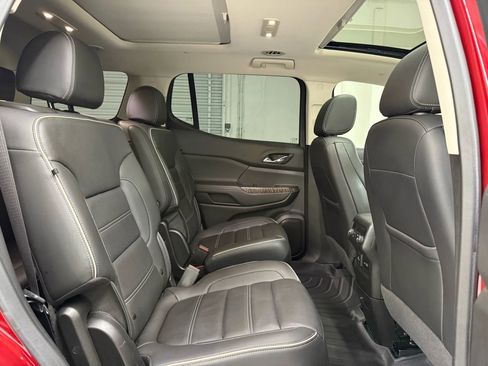 Used 2023 GMC Acadia Denali w/ Denali Ultimate Package image 16