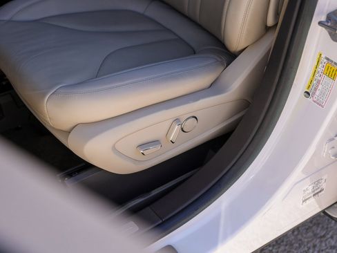 Used 2018 Lincoln MKX Select w/ Select Plus Package image 8