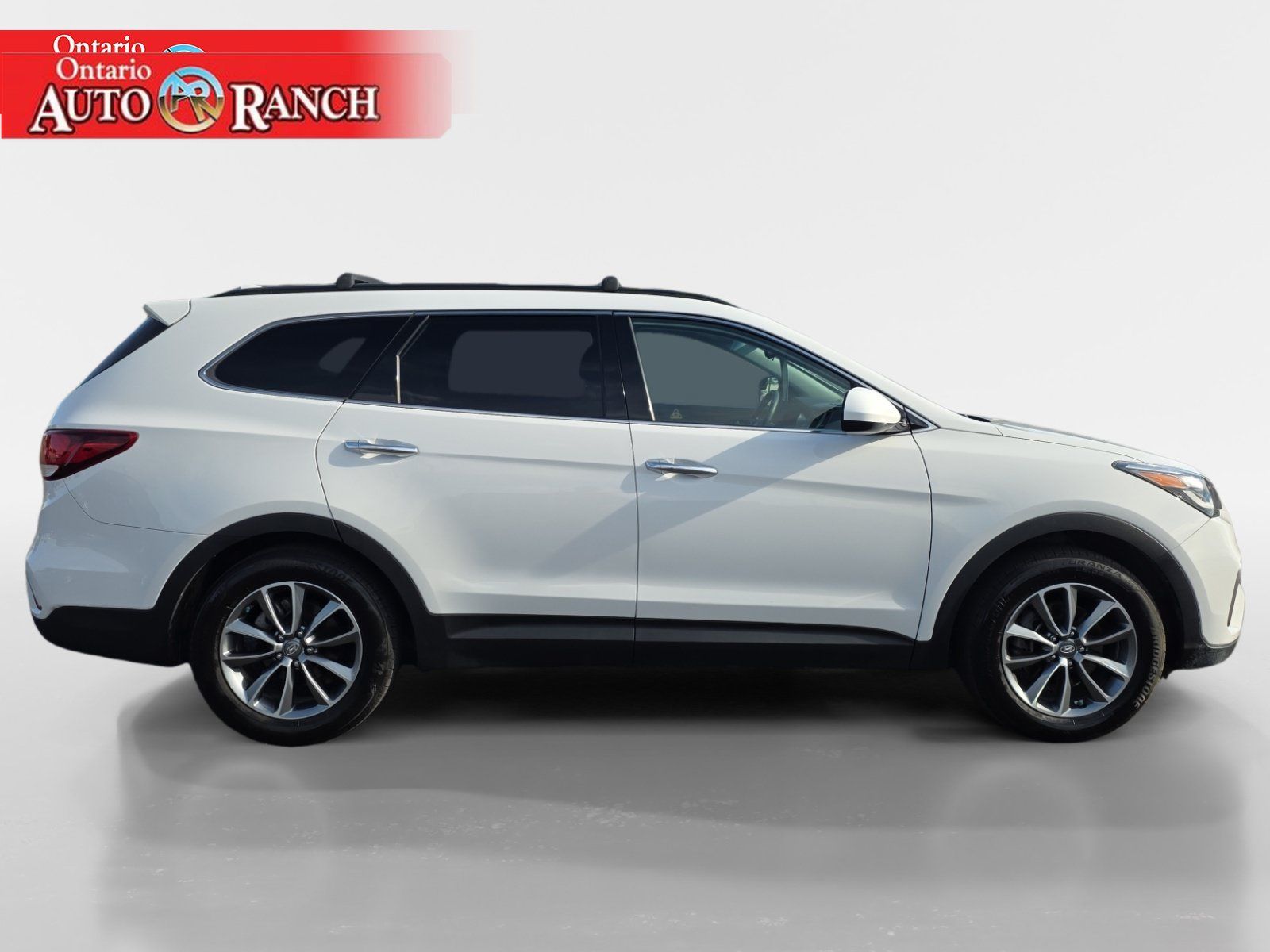 Used 2019 Hyundai Santa Fe XL SE FWD image 6