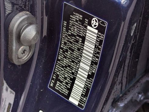 Used 2022 Toyota Corolla LE image 35