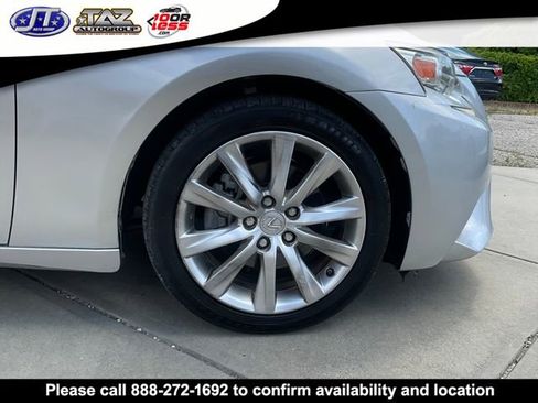 Used 2015 Lexus IS 250 RWD image 9