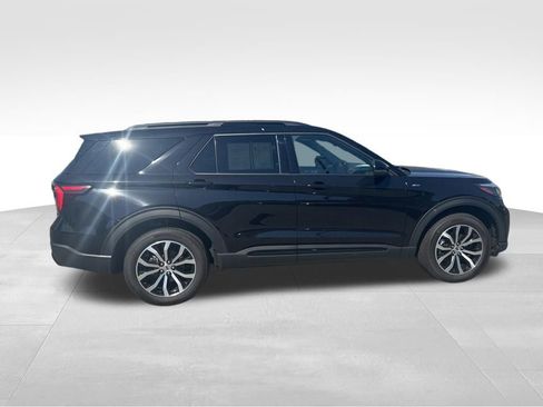 Used 2025 Ford Explorer ST-Line AWD/4WD image 6