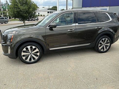 Used 2022 Kia Telluride S AWD/4WD image 11