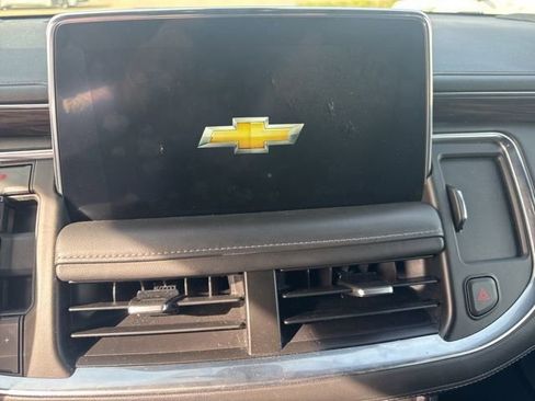 Used 2022 Chevrolet Tahoe Z71 image 11