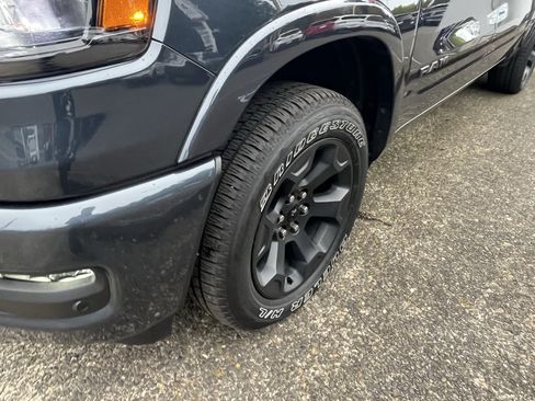 Used 2026 RAM 1500 Big Horn AWD/4WD image 9