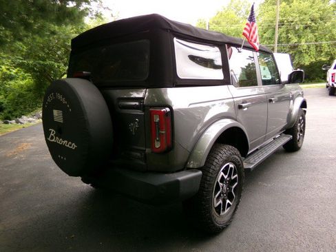 Used 2021 Ford Bronco Outer Banks AWD/4WD image 9