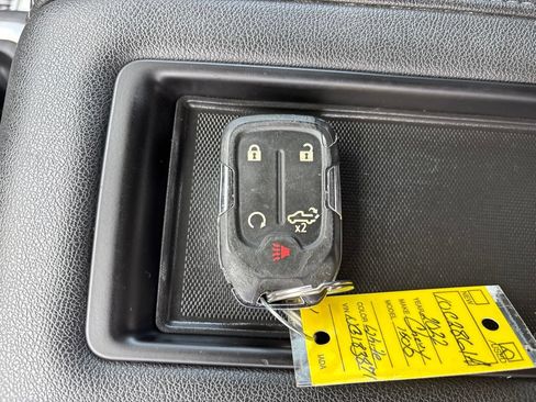 Used 2022 Chevrolet Silverado 1500 RST w/ Safety Package AWD/4WD image 33