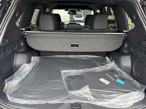New 2026 Subaru Forester Touring AWD/4WD image 11