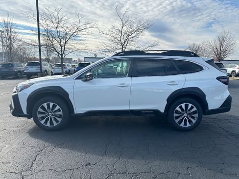 Certified 2023 Subaru Outback Limited image 6