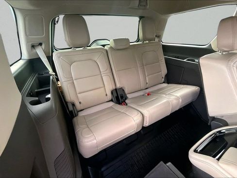 Used 2024 Lincoln Navigator Reserve AWD/4WD image 27