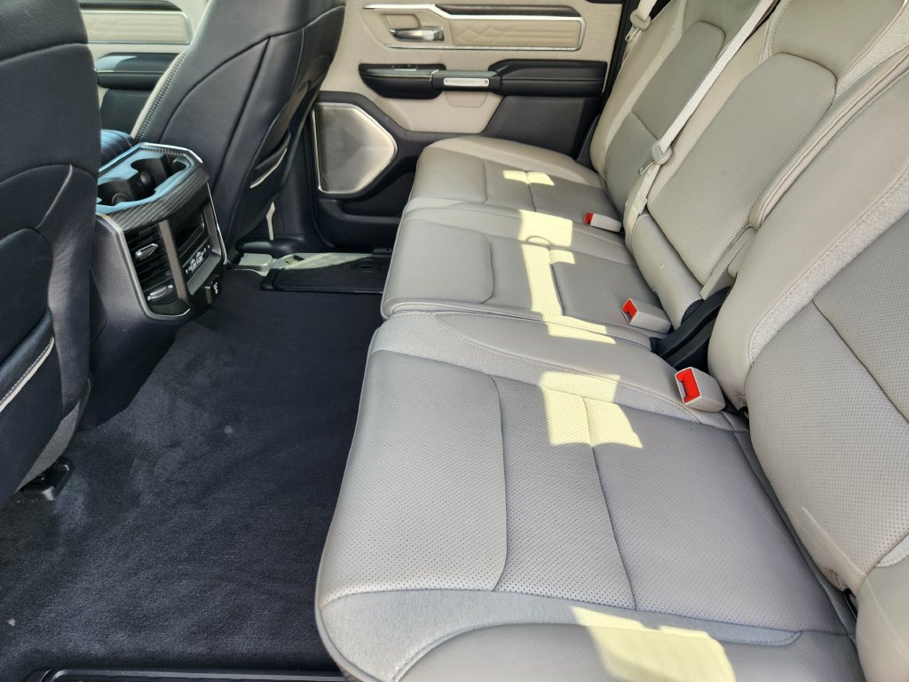 Used 2022 RAM 1500 Limited AWD/4WD image 19