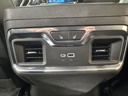 New 2026 Chevrolet Silverado 1500 LTZ w/ LTZ Premium Package image 12