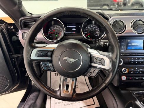 Used 2017 Ford Mustang GT RWD image 20